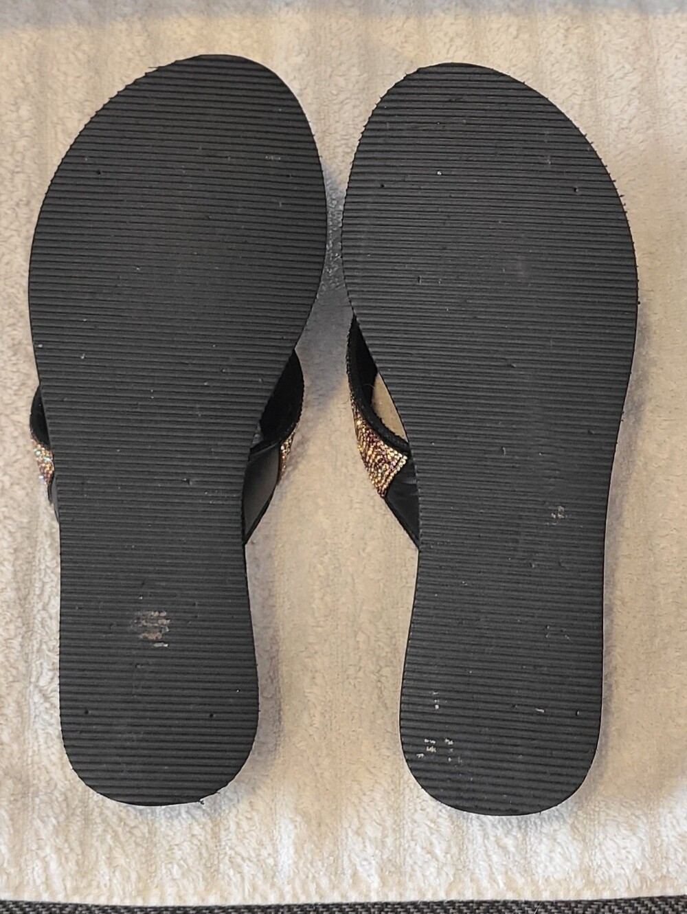 Women's Black Beaded Platform Flip Flop Sandals - Picture 6 of 7